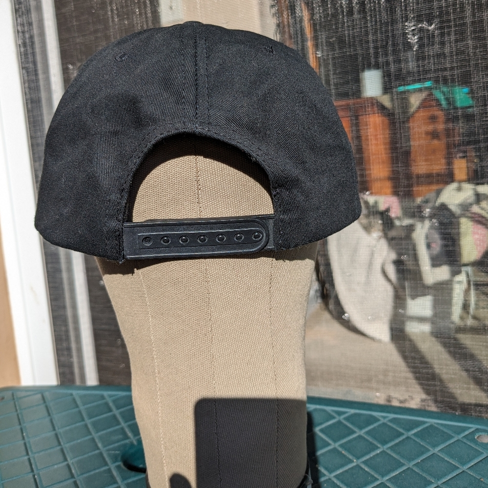 Thrasher hat - Picture 3 of 5